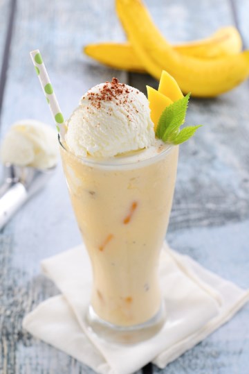 Ice Banana Mango Blended