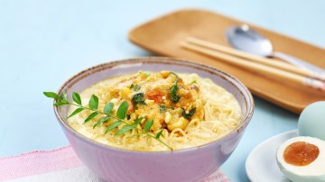 Mie Kari Telur Asin