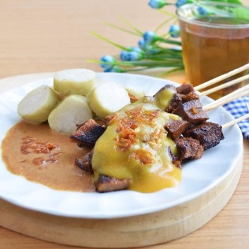  Sate Padang Bumbu Kacang