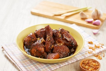  Semur Ayam